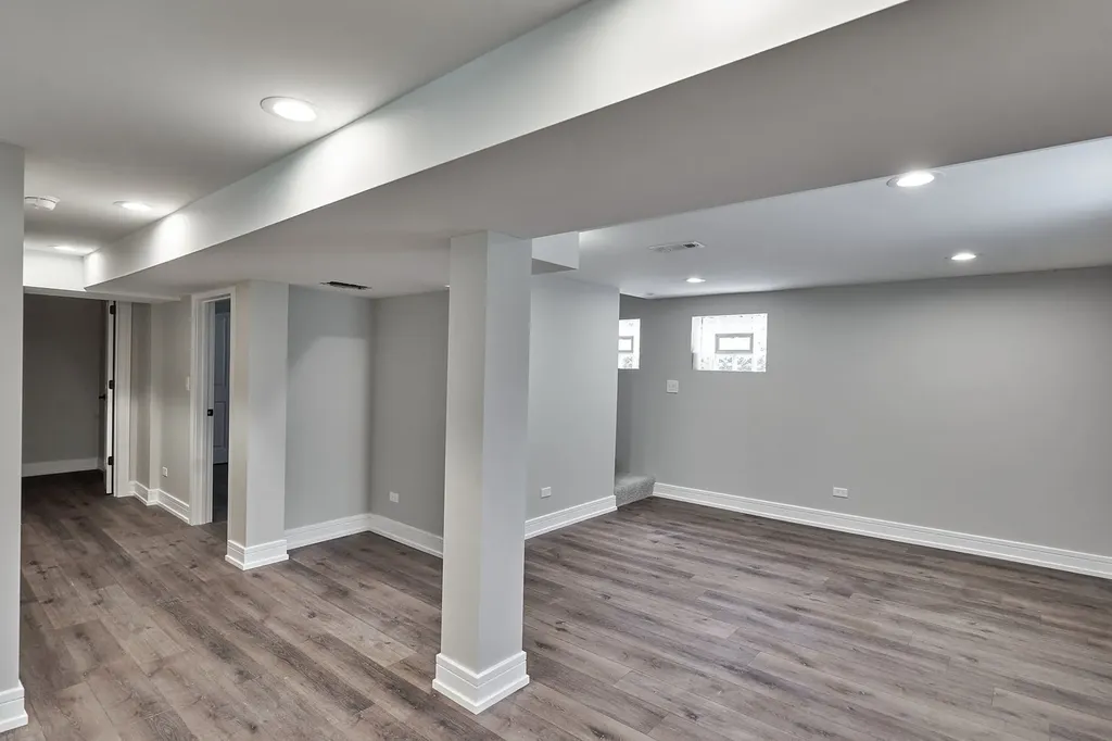 8914 South Normal Avenue Chicago IL 60620
