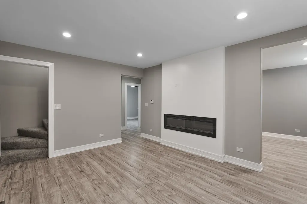 8914 South Normal Avenue Chicago IL 60620