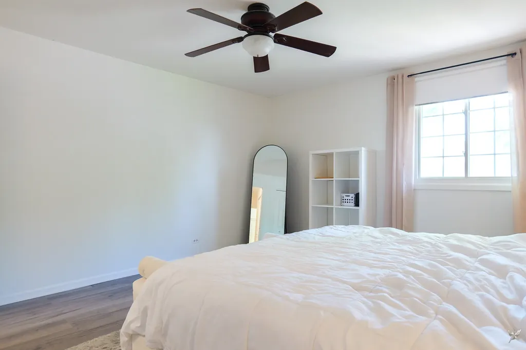 1105 Rhodes Court Wheaton IL 60189