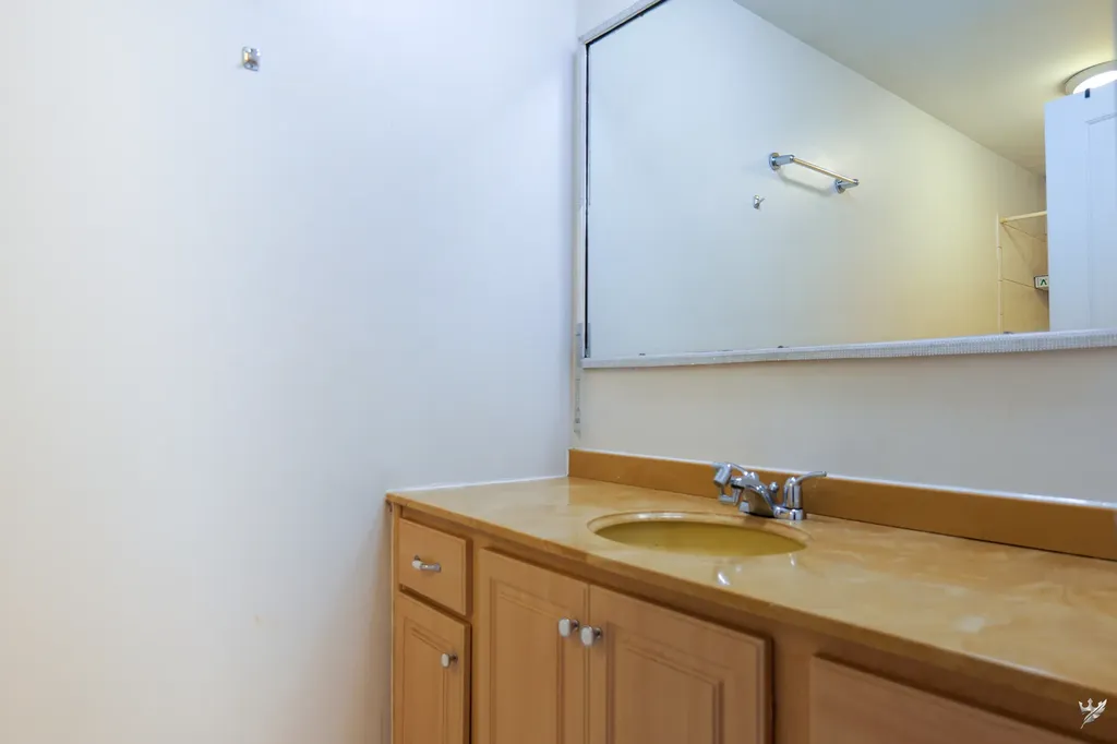 1105 Rhodes Court Wheaton IL 60189