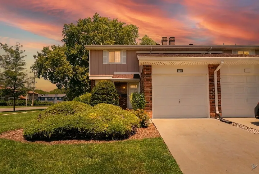 1105 Rhodes Court Wheaton IL 60189