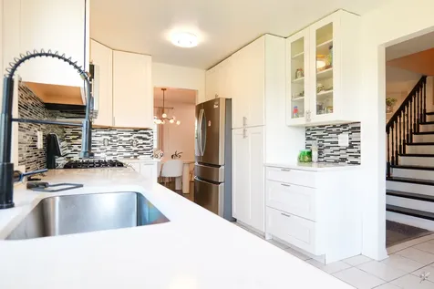 1105 Rhodes Court Wheaton IL 60189