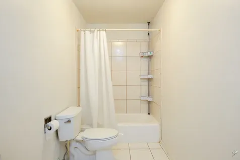1105 Rhodes Court Wheaton IL 60189