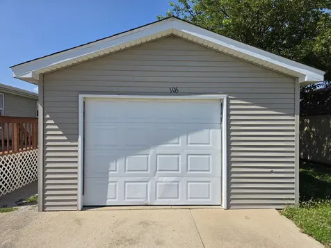 105 Champion Drive Chenoa IL 61726