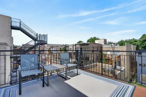 1320 West Grenshaw Street Chicago IL 60607