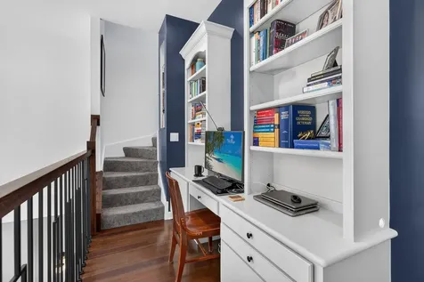 1320 West Grenshaw Street Chicago IL 60607