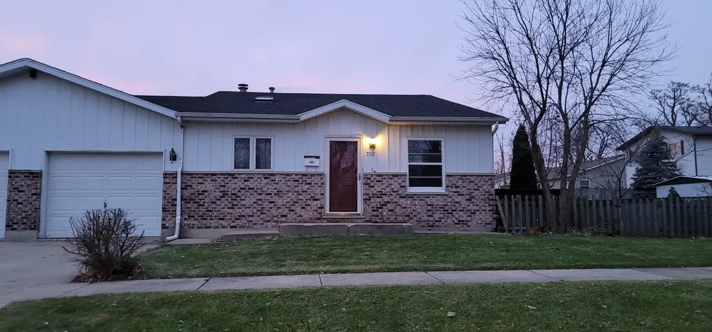 702 North Porter Street Elgin IL 60120