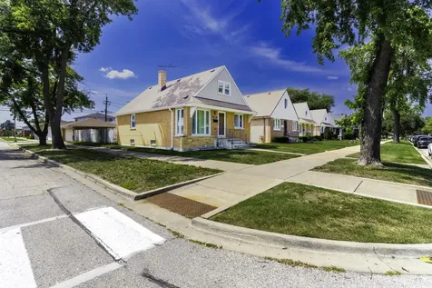 6158 South Normandy Avenue Chicago IL 60638