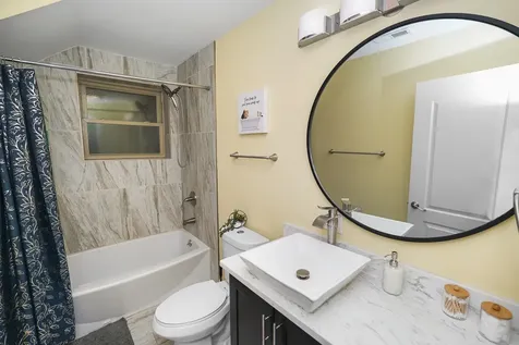 321 South Richmond Street Chicago IL 60612