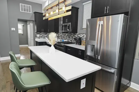 321 South Richmond Street Chicago IL 60612