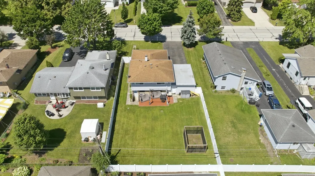 607 North Van Auken Street Elmhurst IL 60126