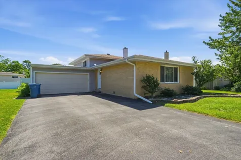 607 North Van Auken Street Elmhurst IL 60126