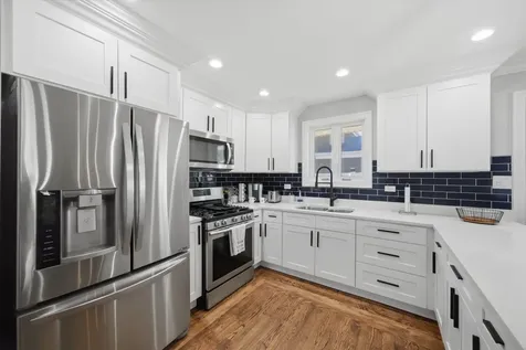 607 North Van Auken Street Elmhurst IL 60126