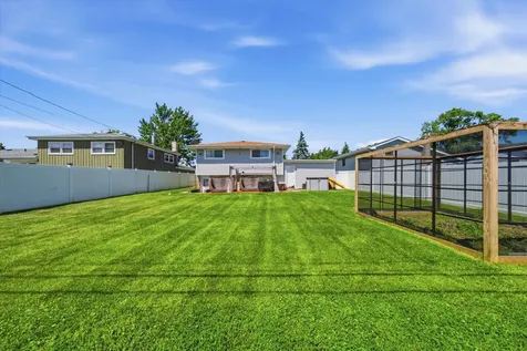 607 North Van Auken Street Elmhurst IL 60126