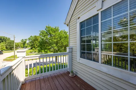 9465 Harrison Street Des Plaines IL 60016