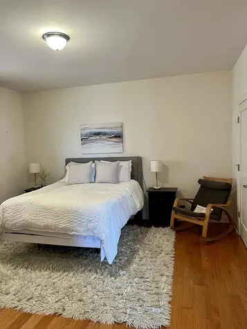 2352 West Byron Street Chicago IL 60618