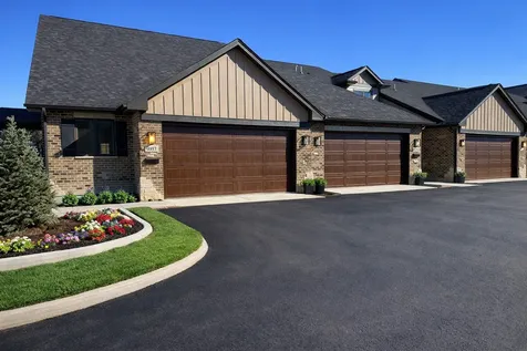 9043 111 Street Palos Hills IL 60465