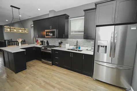 321 South Richmond Street Chicago IL 60612