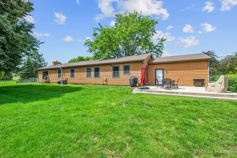 2116 North Pebble Drive Mchenry IL 60051