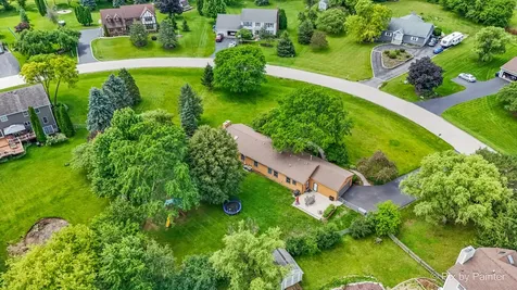 2116 North Pebble Drive Mchenry IL 60051