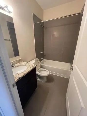 3128 West Walton Street Chicago IL 60622