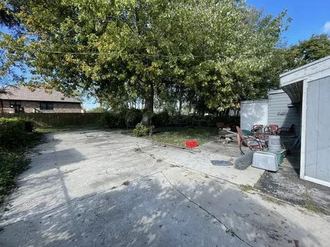 9940 Melvina Avenue Oak Lawn IL 60453