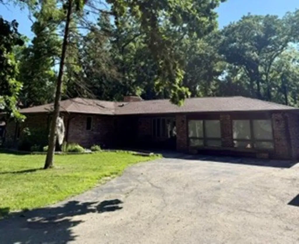 14309 K B Road Capron IL 61012