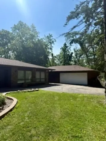 14309 K B Road Capron IL 61012