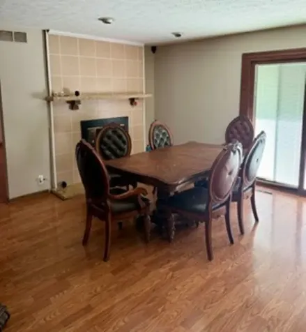 14309 K B Road Capron IL 61012