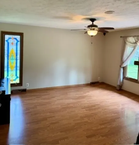 14309 K B Road Capron IL 61012