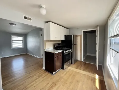 2531 North Tripp Avenue Chicago IL 60639