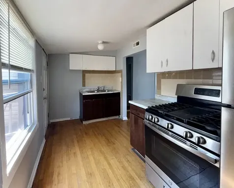2531 North Tripp Avenue Chicago IL 60639