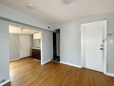 2531 North Tripp Avenue Chicago IL 60639