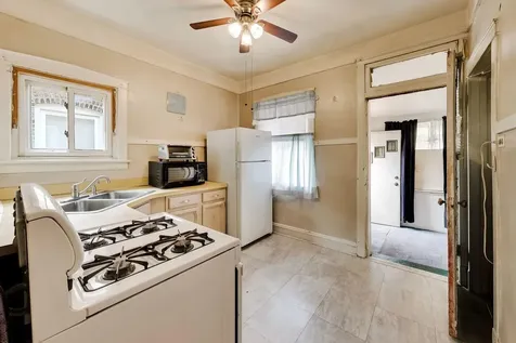 7930 South Maryland Avenue Chicago IL 60619