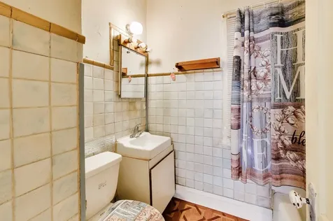 7930 South Maryland Avenue Chicago IL 60619