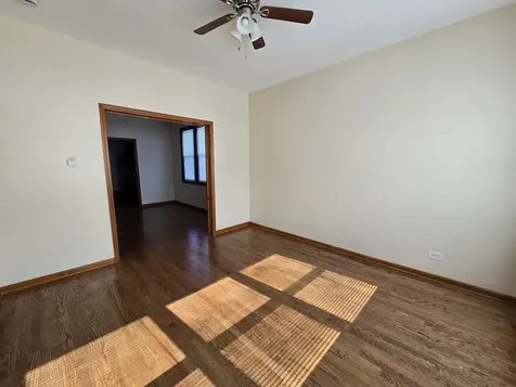 10653 South Mackinaw Avenue Chicago IL 60617