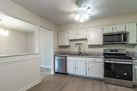692 Hapsfield Lane Buffalo Grove IL 60089