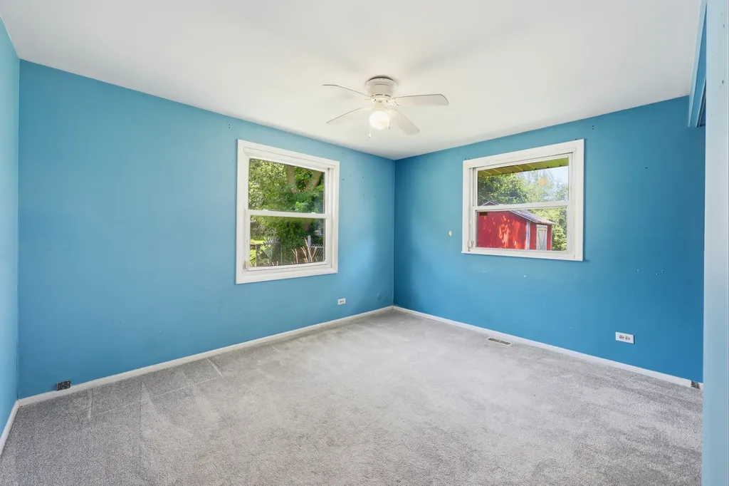 1318 Kingston Lane Schaumburg IL 60193