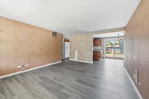 1318 Kingston Lane Schaumburg IL 60193
