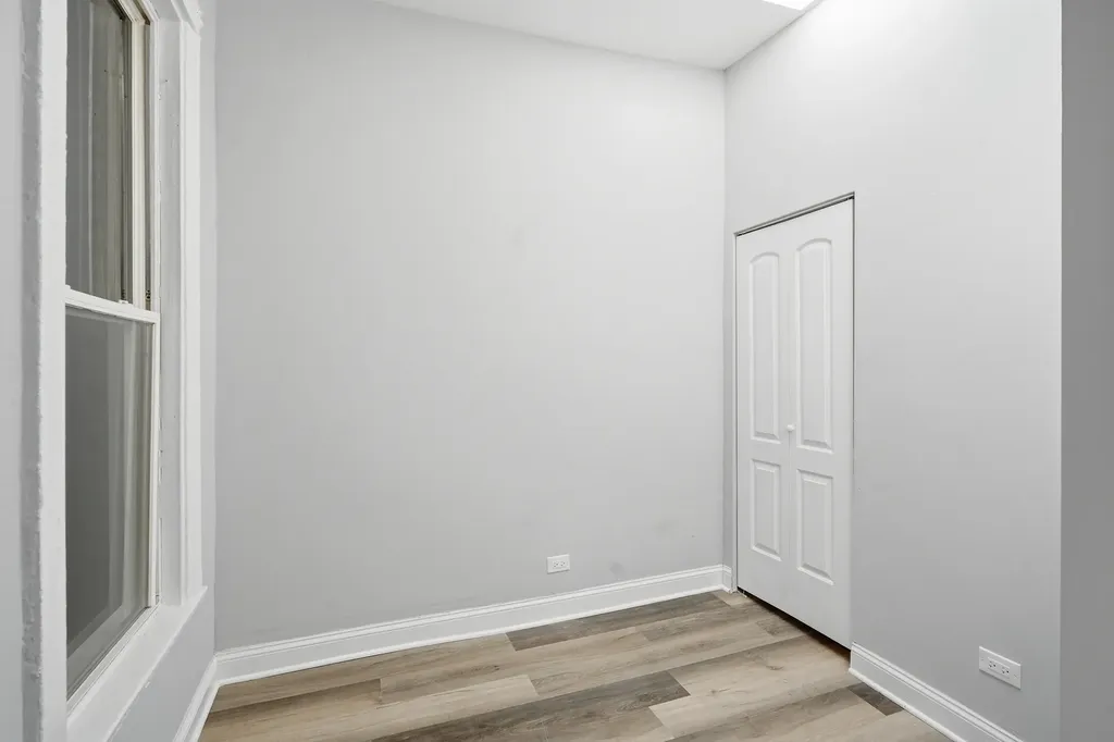 4024 West Arthington Street Chicago IL 60624