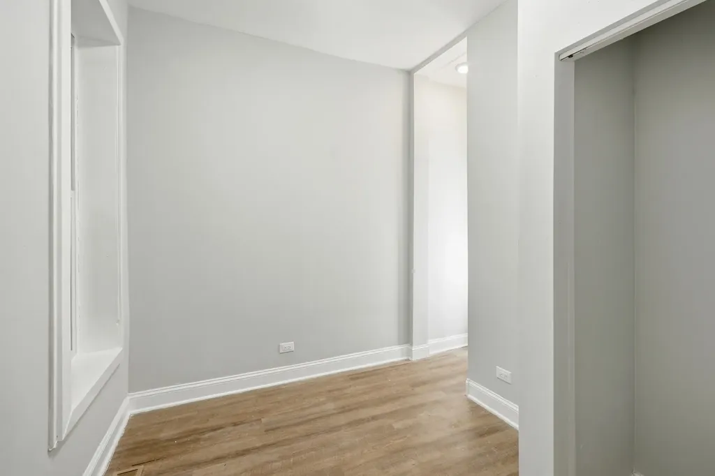 4024 West Arthington Street Chicago IL 60624