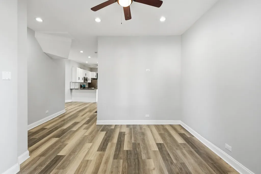 4024 West Arthington Street Chicago IL 60624