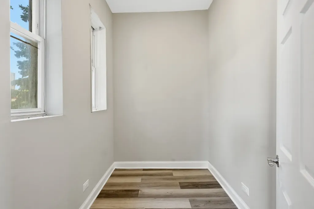 4024 West Arthington Street Chicago IL 60624