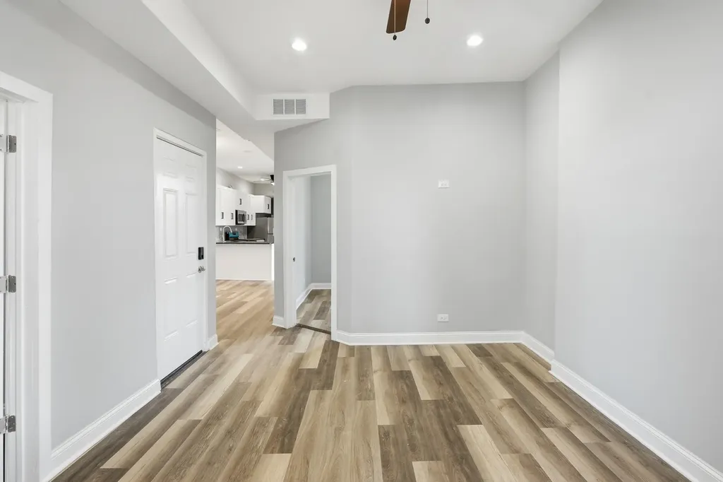 4024 West Arthington Street Chicago IL 60624