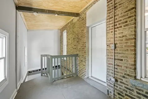 4024 West Arthington Street Chicago IL 60624