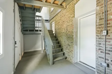 4024 West Arthington Street Chicago IL 60624