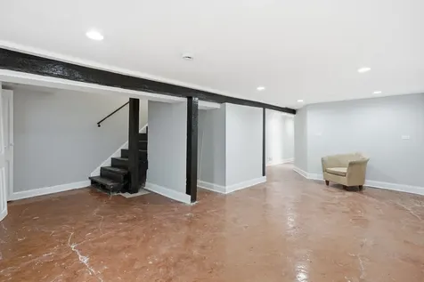 4024 West Arthington Street Chicago IL 60624