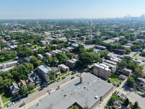 4024 West Arthington Street Chicago IL 60624