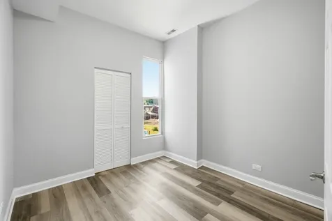 4024 West Arthington Street Chicago IL 60624