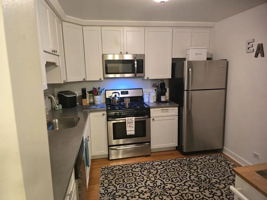 7221 Wolf Road Indian Head Park IL 60525